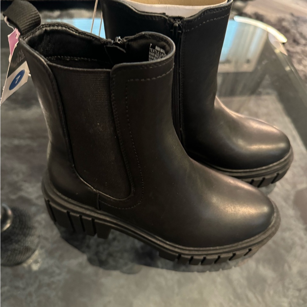 Wild Fable Black Boots